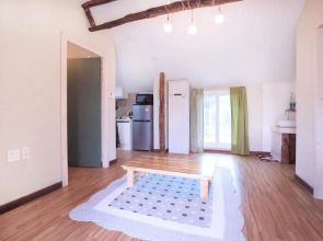 Jeju pension doldamnomo jip doldamjeom