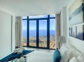 The Monte White House by MHM