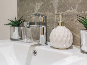 West Swindon Serviced Apartment