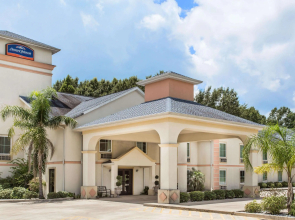Howard Johnson by Wyndham Houma
