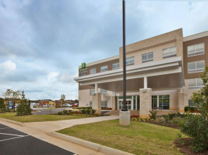 Holiday Inn Express & Suites South Hill by IHG