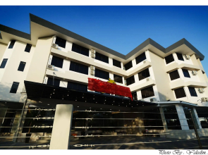 Kenyalang Suite