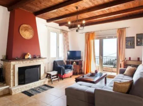 Panorama TraditionalHouse