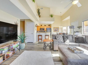 Resort Pool & Spa Access: Mesquite Condo!