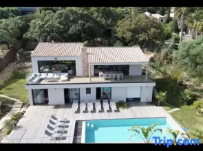 Villa la Madrague - Sea View - 2 mn from the beach