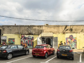 Cozy Nest Apartment with balcony