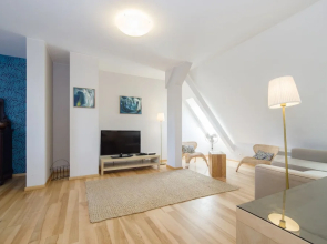 Royal Apartments - Center