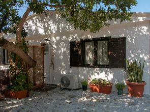Summer Dream Cottage, 2BR, Beautiful sea view