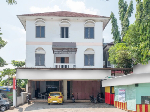 OYO 1906 Zhafira Guest House Syariah