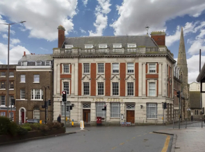 Old Town Grade II Listed 2 Bed