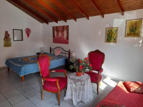 Rianna Studio