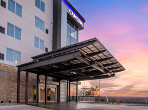 Cambria Hotel Austin Uptown Near The Domain