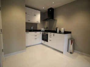 Mansio Suites Park Square