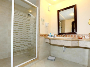 Rehana Royal Beach Resort - Aquapark & Spa