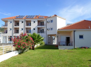 Apartments Porto Samaria