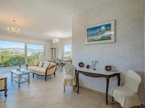 J&K Villa House suites