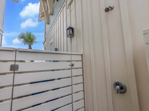 Beach Daze at Sunflower Beach Resort