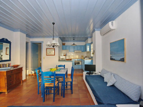 Limani Cottage