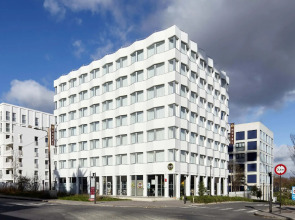 B&B HOTEL MASSY Gare TGV