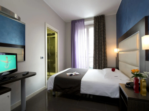 Hotel Five