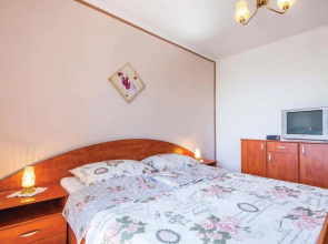 Beautiful Home in Lovran With Wifi and 2 Bedrooms