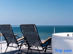 COCO VILLA Oarai — Private rental with sauna, horizon view & premium seaside seating