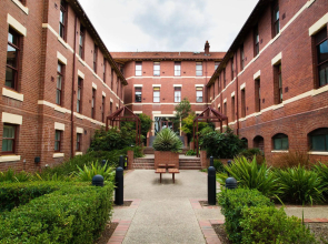 Yarra House Campus Summer Stays
