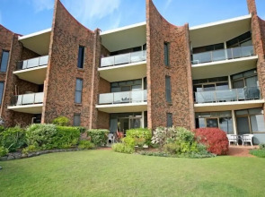 Shandelle Apartments