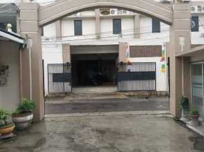 Four Hostel Bandar Lampung