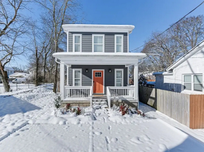 Pet-friendly Nashville Retreat ~ 3 Mi to Downtown!