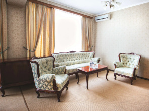 Гостиница «Днипро»