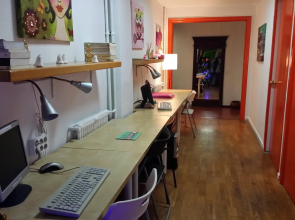 San Marius Muntaner  Hostel