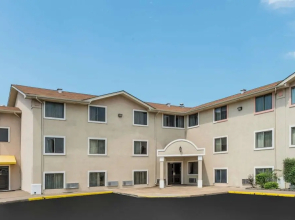 Super 8 Bridgeton/arpt/st Louis Area
