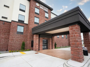 Cobblestone Hotel & Suites - Lynden