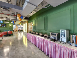 Отель Wescott Hotel