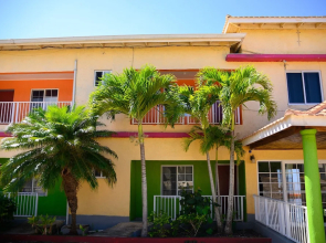 Sea Coast Inn & Suites