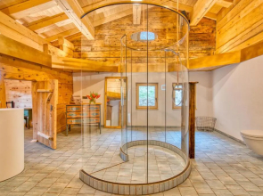 Jup - a luxury boutique chalet