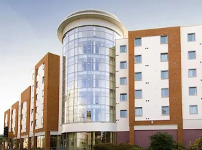 Premier Inn Reading Central