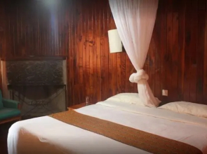 Maralal Safari Lodge