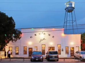 Oma13a14 Gruene Bungalow At Old Mills Resort 6 Bedroom Condo