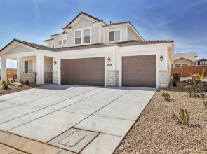 Heavenly Comfort @ Hell Hole Trail 5 Bedroom Home by RedAwning