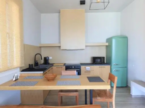Captains Villas & Suites