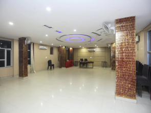 OYO 8869 Hotel-a-firoza