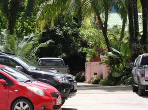 Baan Lukkan Patong Resort