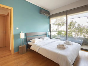 Luxury 2 bdr Penthouse Apt With Acropolis View