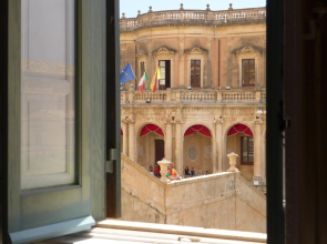 Landolina Palace