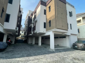 Modern Luxury 3 Bed With Pool & Gym in Lekki