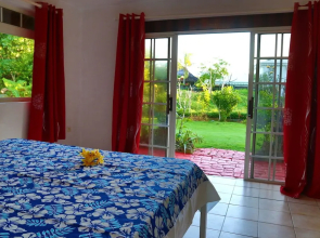 Hana Iti Beach House