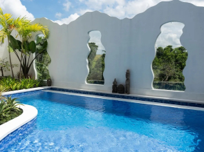 Santorini Luxury Villa