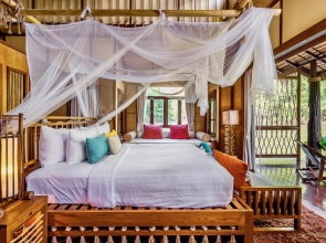 The FloatHouse River Kwai